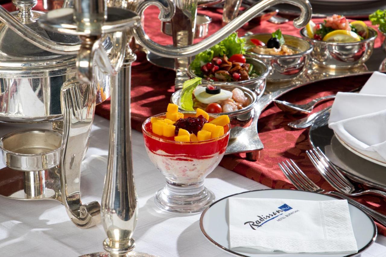 Radisson Blu Hotel, Μπουράιντα Εξωτερικό φωτογραφία