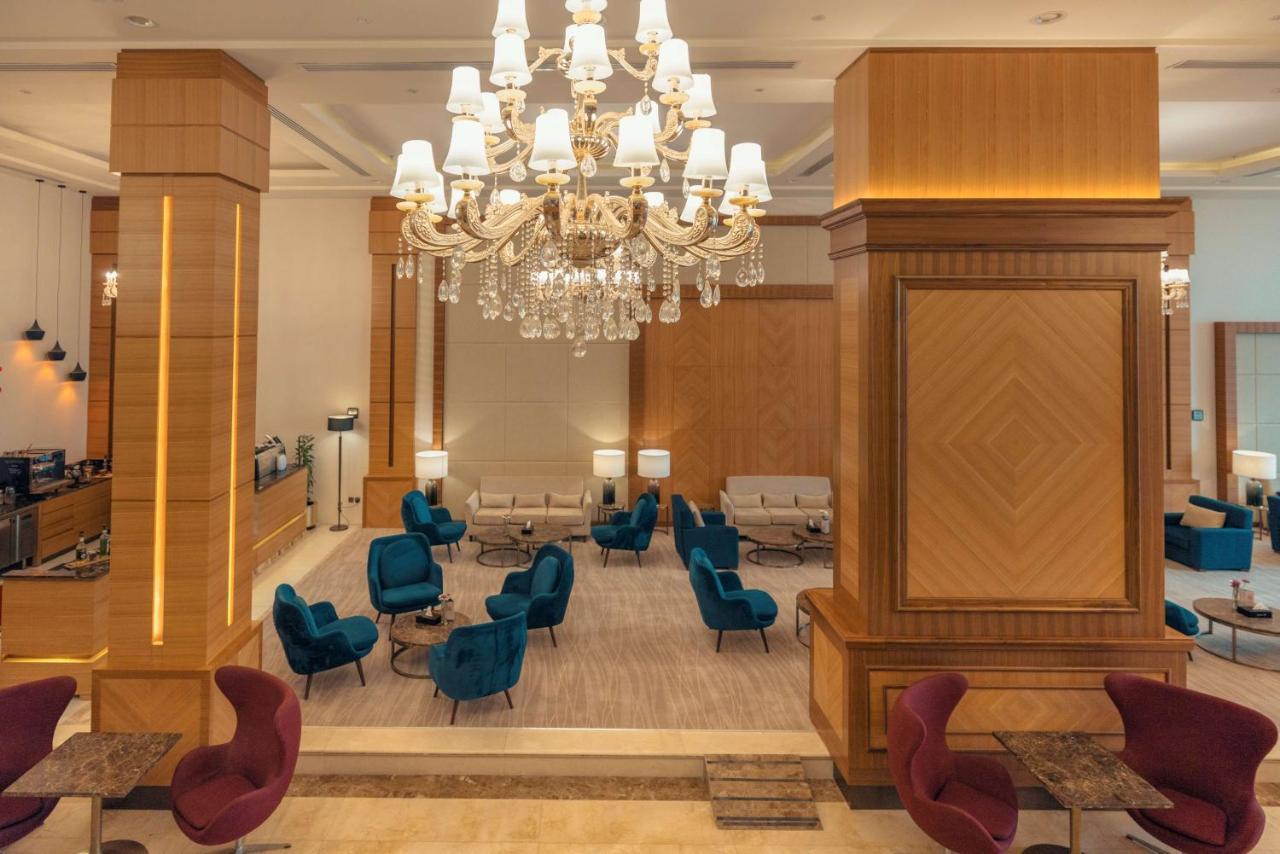 Radisson Blu Hotel, Μπουράιντα Εξωτερικό φωτογραφία